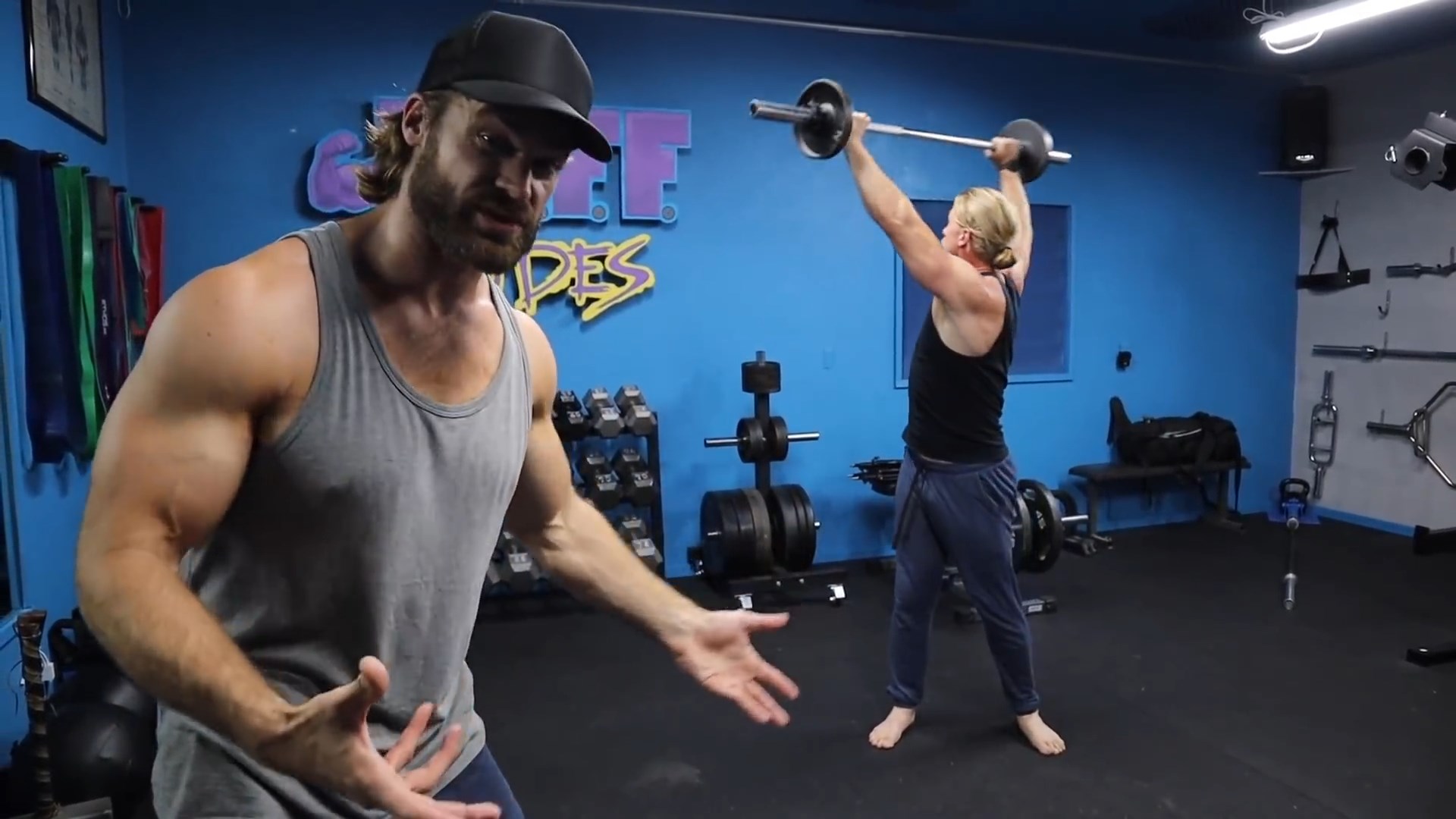 Несколько слов о братьях-бодибилдерах