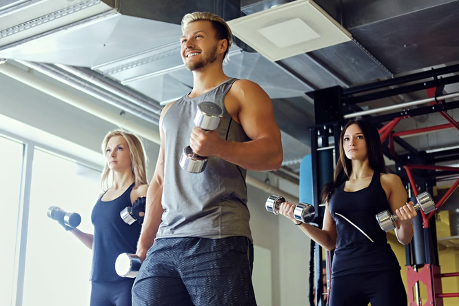 Как организовать секс втроем и не облажаться с двумя девушками