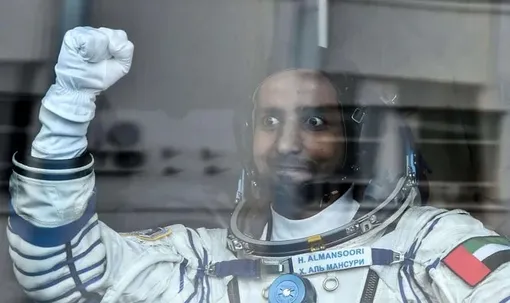 Первый в истории космонавт из ОАЭ Хазза аль-Мансури