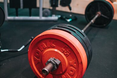 Почему после интенсивной тренировки болят мышцы и невозможно нормально заниматься?
