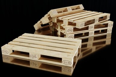 Что можно сделать из деревянных поддонов: станьте мастером на все руки и постройте себе дом