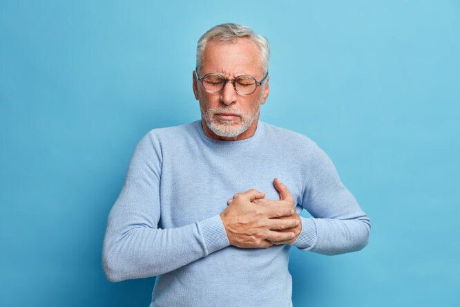 Не спешите бояться сердечного приступа: как отличить инфаркт от невралгии?