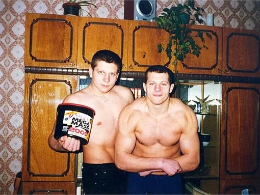 Известное раритетное фото братьев Емельяненко