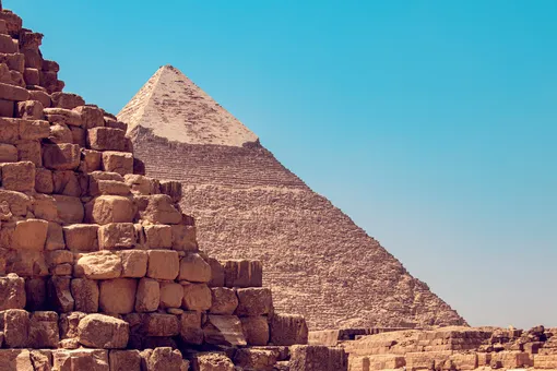Исследователи нашли разгадку древнеегипетских пирамид. Помогли спутниковые снимки в высоком качестве