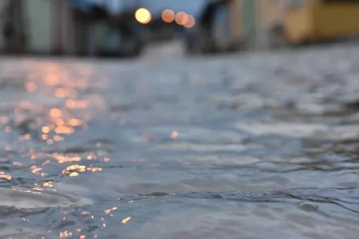 «Эвакуироваться нужно как можно быстрее»: в Орске из-за прорыва дамбы могут быть затоплены 4 тысячи жилых домов