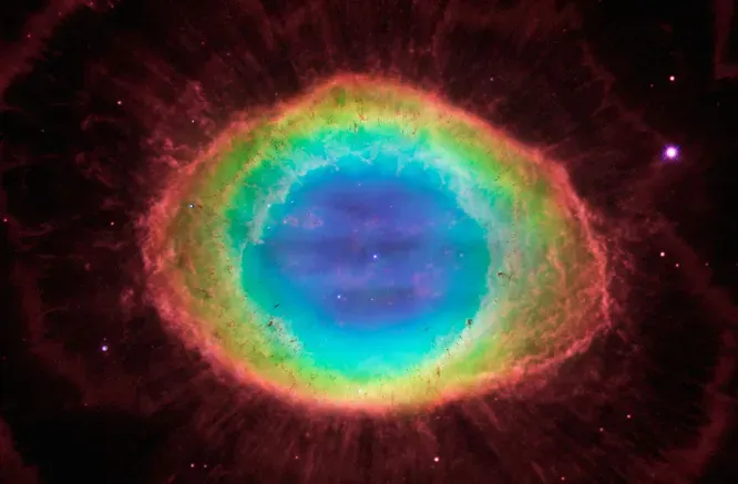 NASA AND THE HUBBLE HERITAGE TEAM (STSCI/AURA)Туманность Кольцо в созвездии Лиры, 2013. Совмещенное изображение снимков телескопа Хаббл и Большого бинокулярного телескопа в штате Аризона