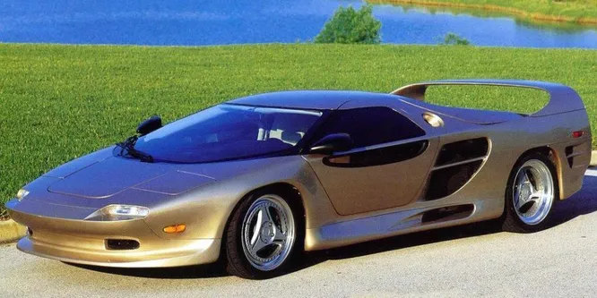 Vector M12 (1995). После выпуска W8 Twin Turbo в Vector решили взять базу от Lamborghini и создать M12. Если Diablo для вас слишком обыденная модель и вы хотите суперкар посерьёзнее, Vector M12 то, что нужно.