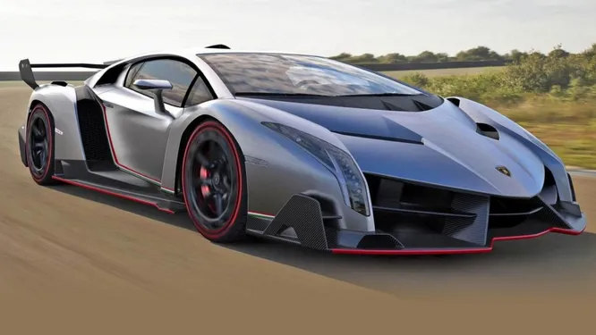 Lamborghini Veneno (4.5 млн. долларов).