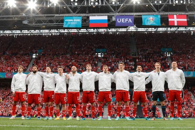 Футболистам российской сборной предложили урезать зарплаты после матча с Данией