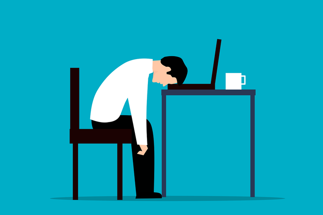 10 причин, почему вздремнуть во время обеденнего перерыва на работе — отличная идея