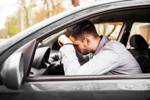 За какие нарушения на дорогах водителя могут лишить прав?