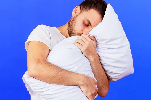 Как научиться засыпать за 10 или 60 секунд: попробуйте два эффективных метода
