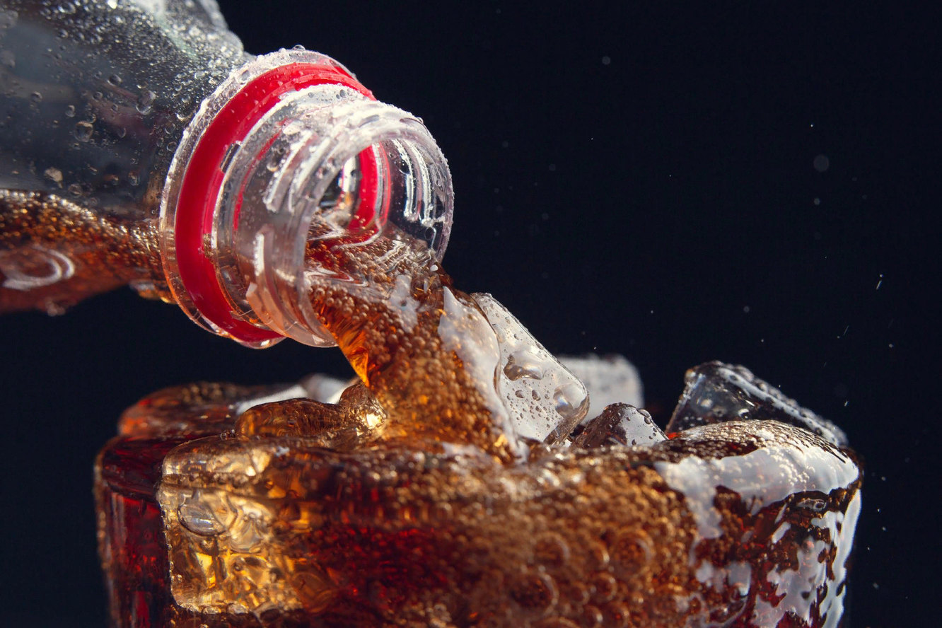 Чем опасна кока-кола: что входит в состав напитка, история Coca-Cola и  Pepsi-Cola, рецепт