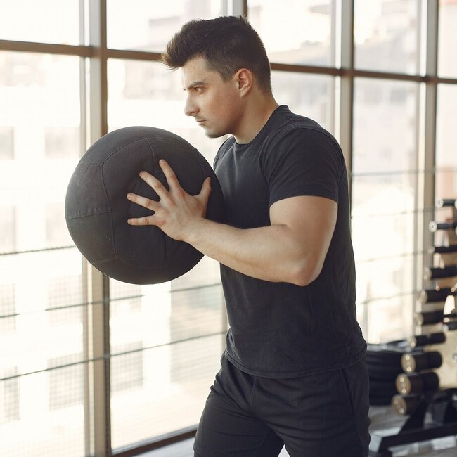 Как прокачать все тело без тренажерного зала: попробуйте эту короткую тренировку для всех мышц