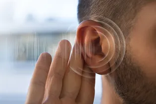 Симтомы снижения слуха: профилактика и диагностика