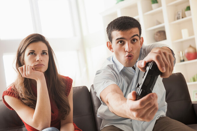 5 привычек мужчин, которые очень раздражают женщин