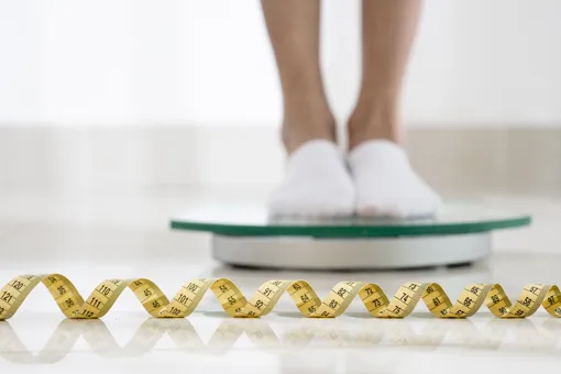 Cтоит ли взвешиваться каждый день при похудении? Можно, но не нужно делать культ из цифр на весах.
