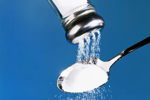 4 опасных последствия чрезмерного потребления соли