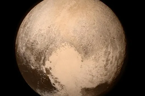 Плутон может быть лишь огромной «свалкой комет»