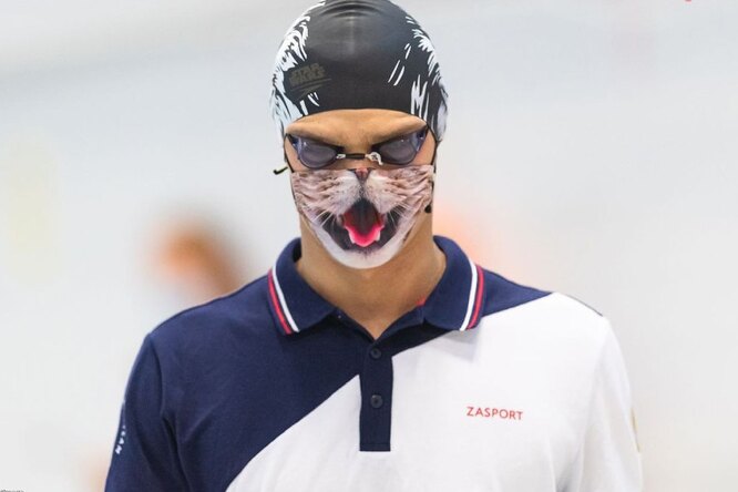 Олимпийскому чемпиону Евгению Рылову не разрешили выйти на награждение в «кошачьей» маске