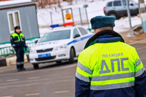 Тонкости ПДД: можно ли выпивать рядом с автомобилем и не лишиться прав