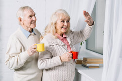 Как облегчить жизнь пожилым родителям? 10 важных лайфхаков