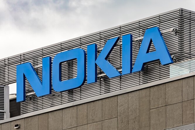 В продажу в России поступил сверхбюджетный смартфон от Nokia