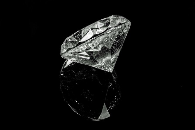 На аукционе выставят крупнейший бриллиант в истории российской огранки