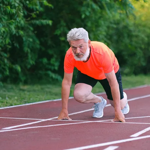 Как тренировки помогают замедлить старение: попробуйте лучшие упражнения после 40 лет
