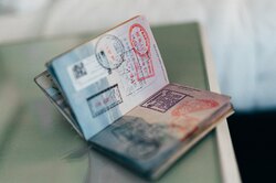Самый сильный паспорт в 2023 году: как вы думаете, гражданам какой страны живется комфортнее всего?