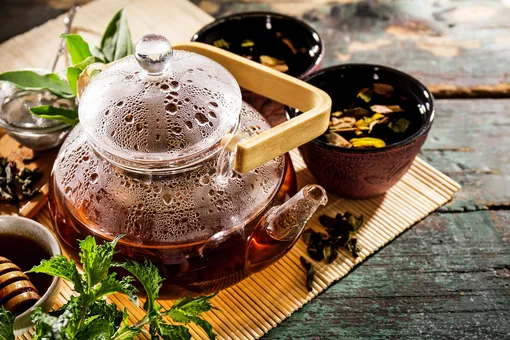 В каких случаях горячий чай может быть опасным для здоровья?