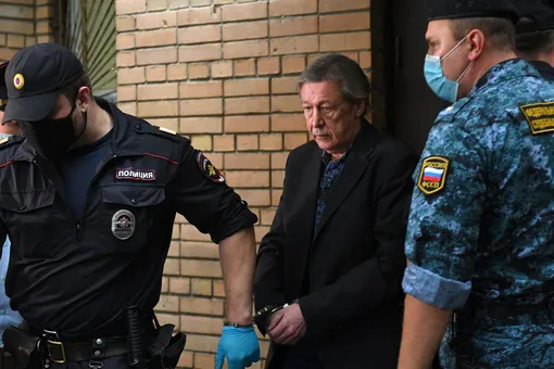 Михаил Ефремов, осужденный за смертельное ДТП, может выйти на свободу досрочно