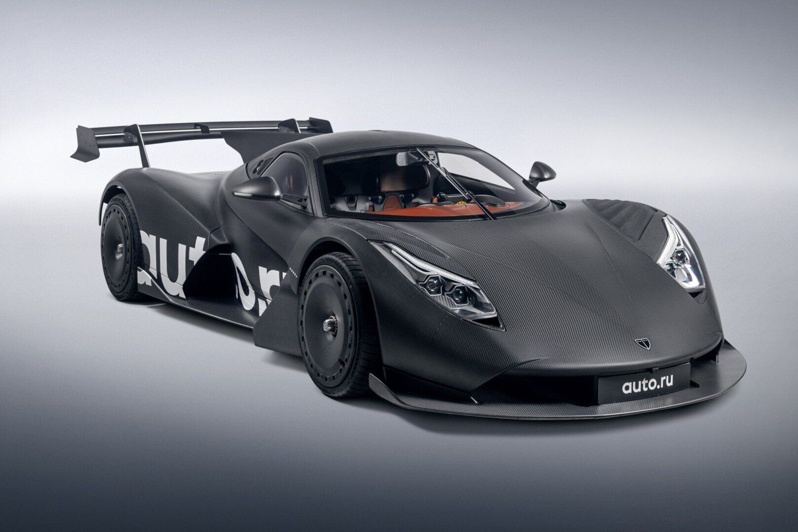 Максимальная скорость Lucra - Внушительные показатели суперкаров Лукра!