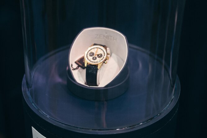 Находка для коллекционеров: Золотые винтажные часы Zenith 1971 года, которые никогда не носили