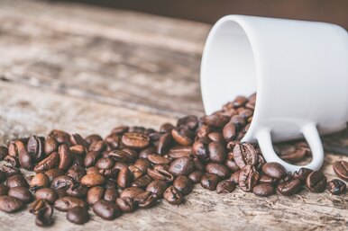 Какие продукты не стоит сочетать с кофе: гастроэнтеролог назвала худшие комбинации