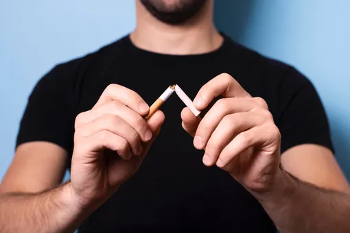 Рак, гипертония и смерть: что еще вы не знали о вреде курения