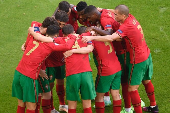 Роналду эмоционально отреагировал на вылет Португалии из Евро-2020