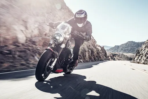 Самый крутой мотоцикл Киану Ривза: 2-литровый Arch 1s стоит 10 миллионов