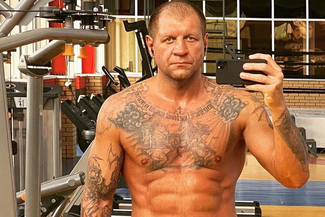 Когда-то Емельяненко был в хорошей форме Когда-то Емельяненко был в хорошей форме