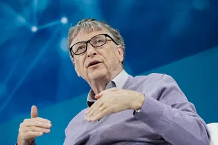 Билл Гейтс продолжает работать в Microsoft: он является неофициальной главой компании