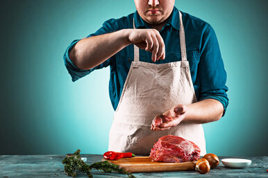 Как правильно готовить мясо? 10 секретов от шеф-поваров