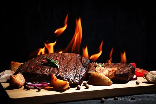 Почему опасно увлекаться мясом, приготовленным на открытом огне