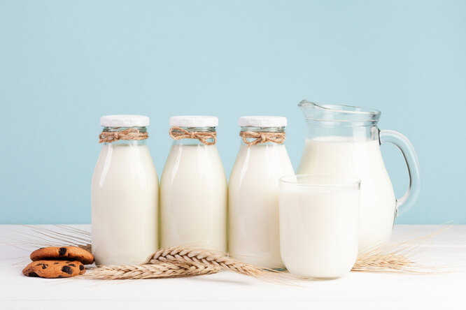 Чем отличается молоко разной жирности и какое полезнее?