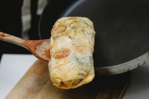 Самый странный рецепт завтрака из СССР: приготовьте омлет с гематогеном и цветной капустой