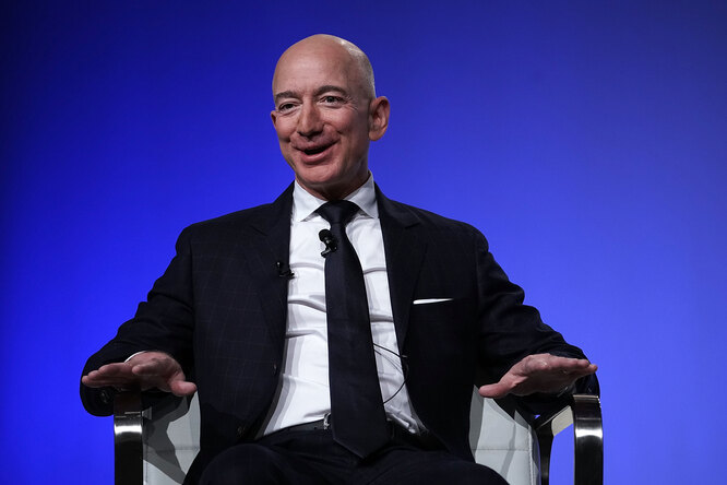 8-часовой сон и занятия с голливудским тренером: как 59-летний основатель Amazon Джефф Безос поддерживает отличную форму 8-часовой сон и занятия с голливудским тренером: как 59-летний основатель Amazon Джефф Безос поддерживает отличную форму