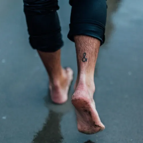 Мужчина прошел 3400 километров босиком: посмотрите, что стало с его ногами
