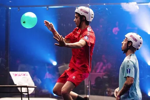Видео: детская игра с воздушным шариком превратилась в соревнование мирового уровня