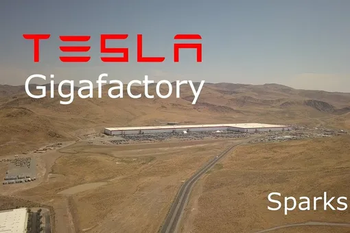 Как возводили колоссальную фабрику Tesla Gigafactory: видео