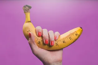 Какой размер пениса приносит женщине наибольшее удовольствие: проверьте себя
