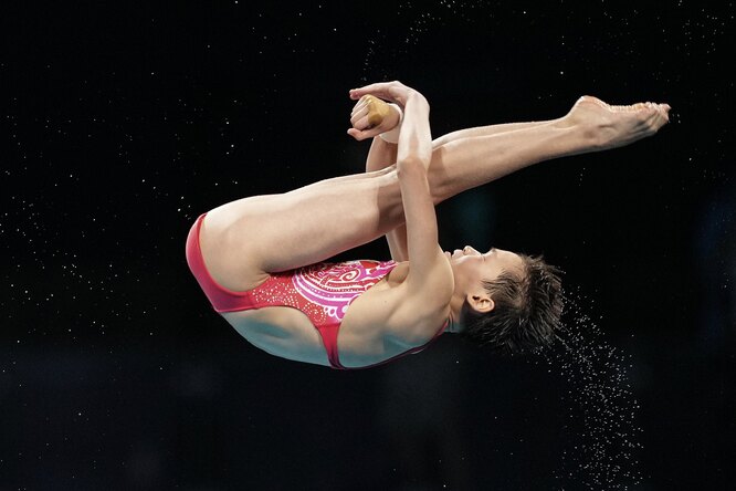 Олимпийской чемпионкой по прыжкам в воду стала 14-летняя китаянка